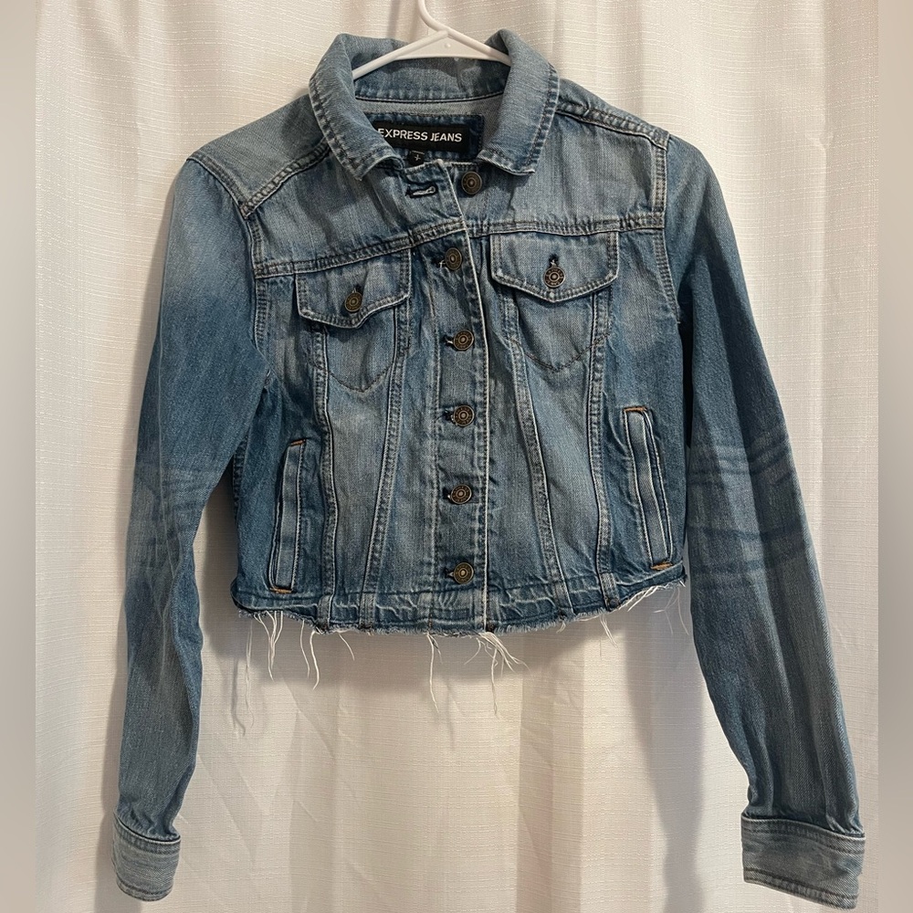 Express Jeans Women’s Cropped Jean Jacket | Distressed on the bottom